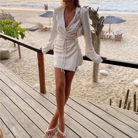 Orseund Iris Boxy Wrap Dress White Ivory Size S - Picture 7 of 9